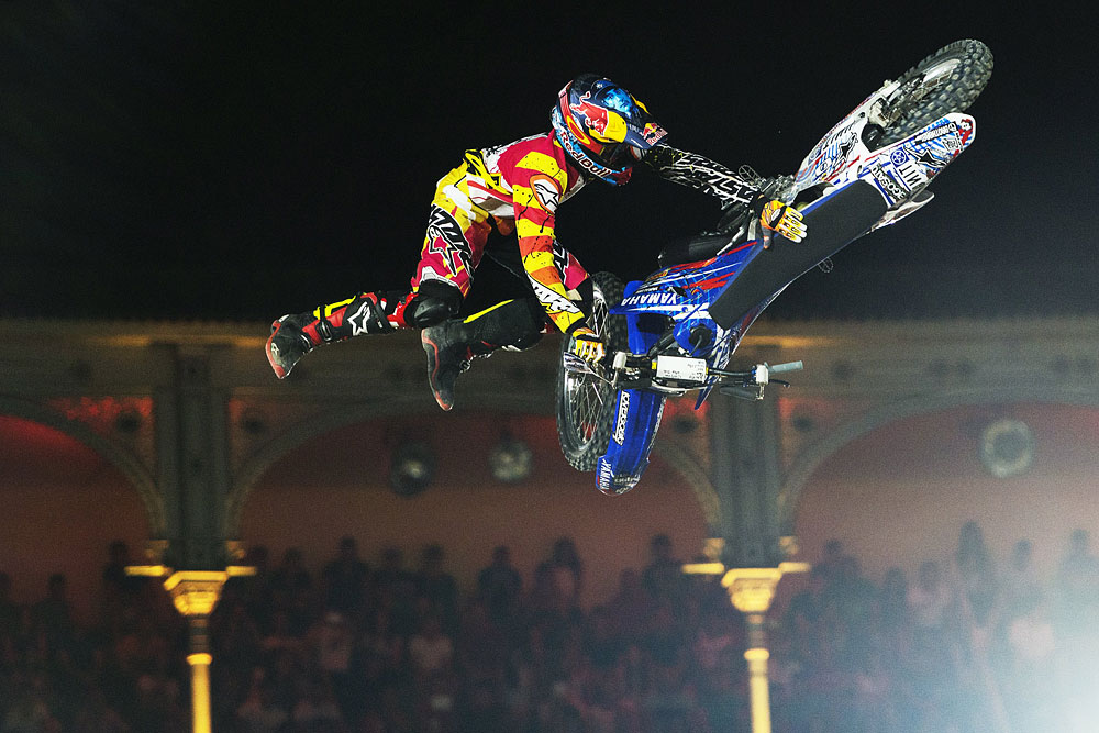 X Fighters Madrid